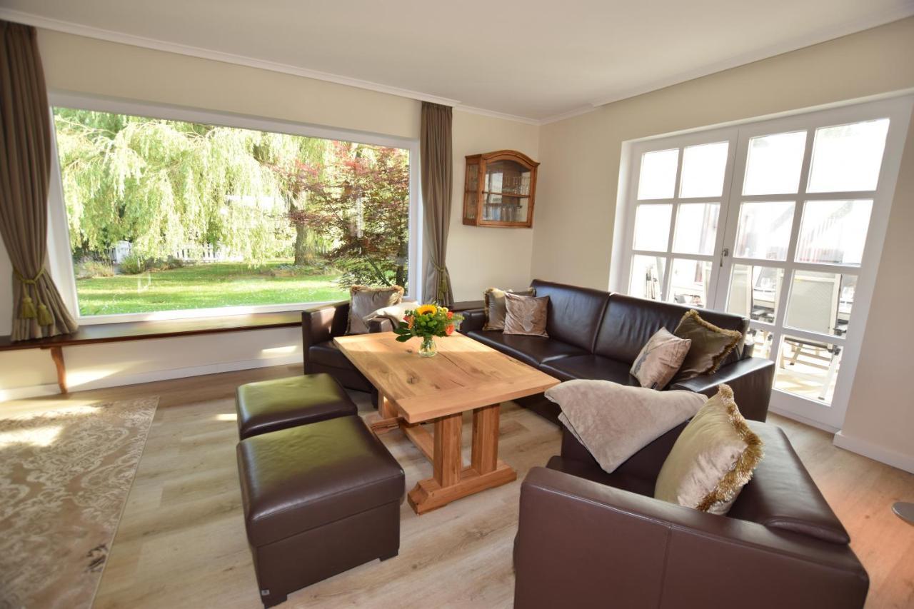 Landhaus Hideaway Mit Aussenpool, Sauna Und Kamin Bosau Exterior foto