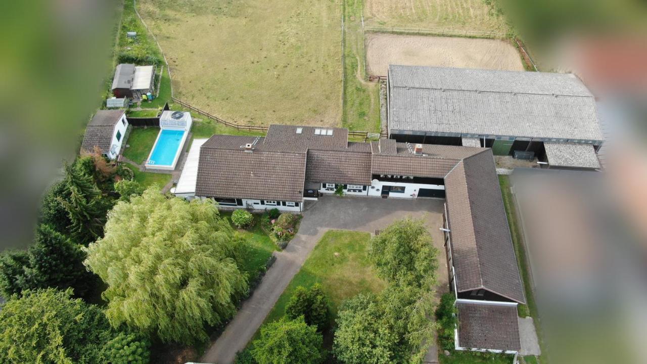 Landhaus Hideaway Mit Aussenpool, Sauna Und Kamin Bosau Exterior foto